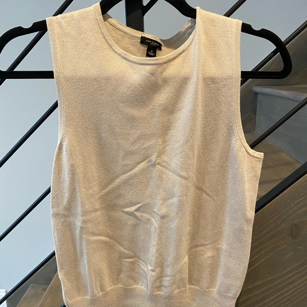 Ann Taylor sleeveless sweater